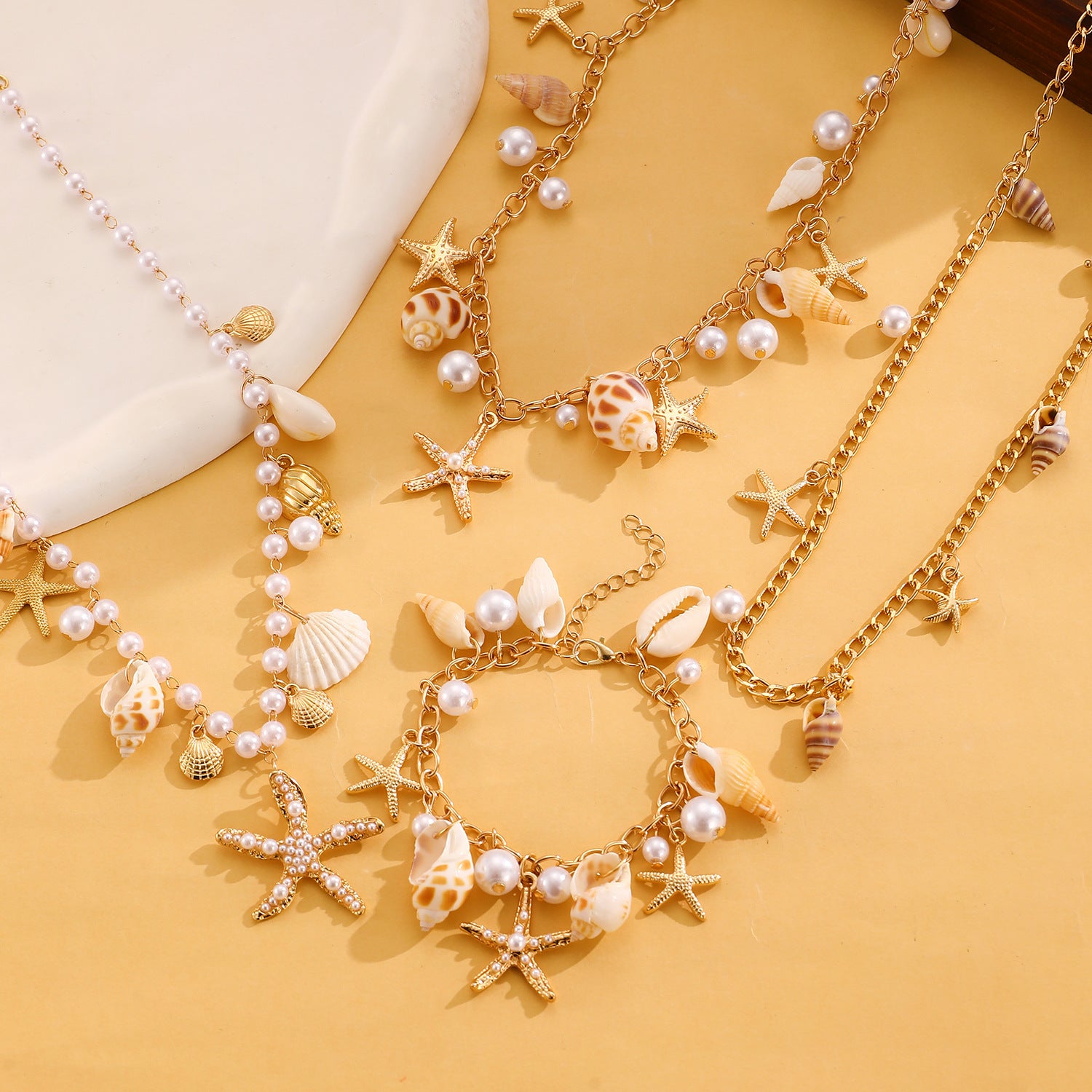 Bohemian Shell Necklace and Bracelet Set