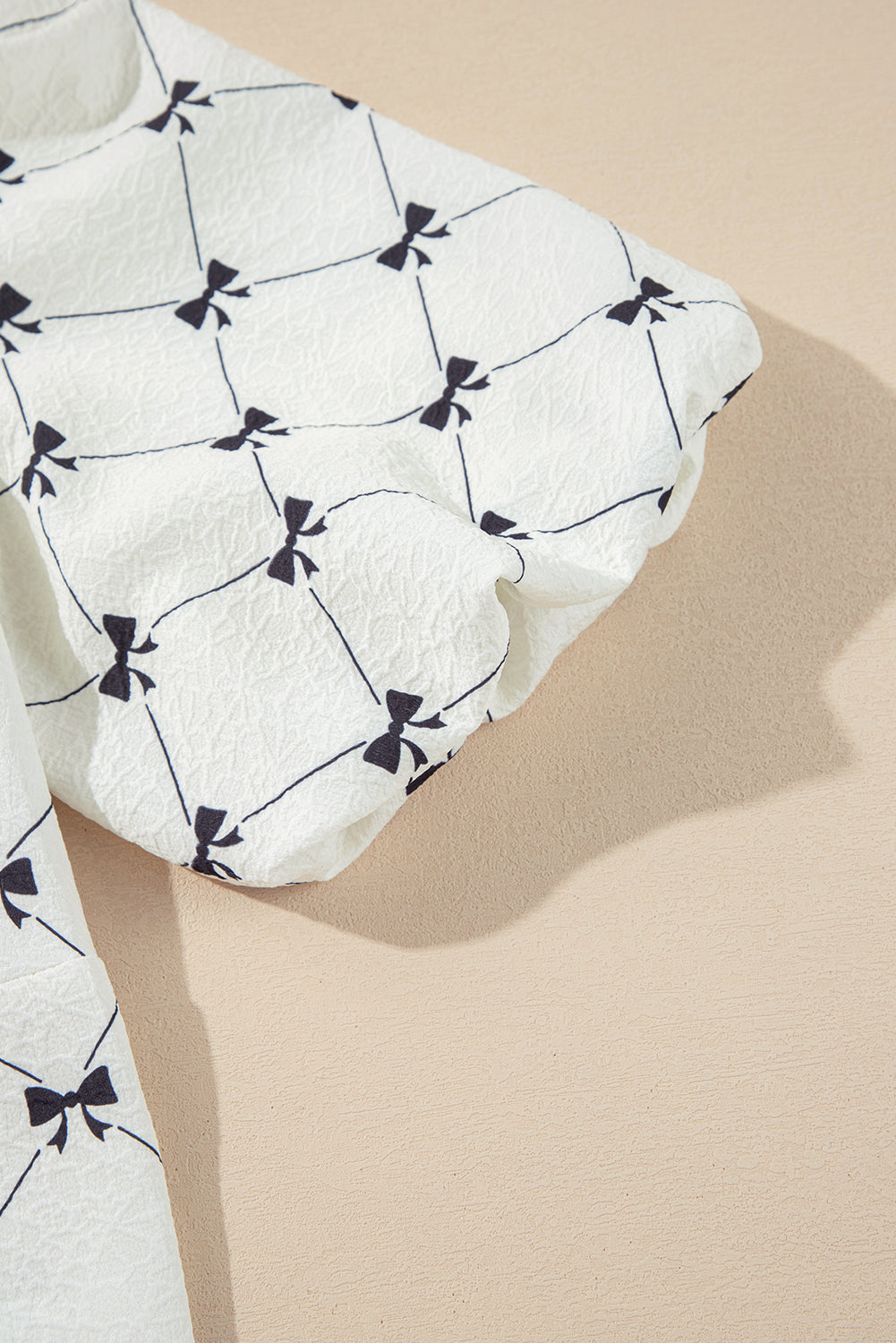 White Bow Print Front Tie Bubble Half Sleeve Blouse