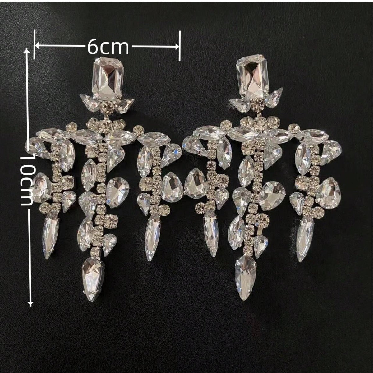 Luxury Sparkling Rhinestone Water Drop Tassel Earrings