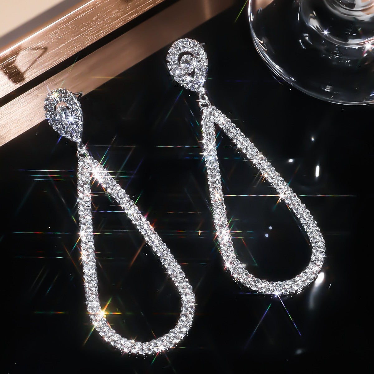 Exaggerated Rhinestone Teardrop Dangle Earrings