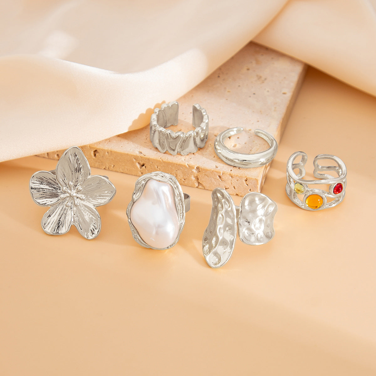 French Baroque Adjustable 6 Ring Set