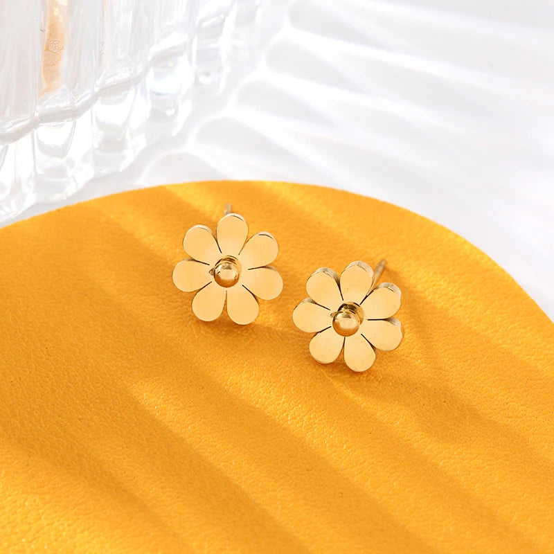 Gold Plated Stainless Steel Daisy Jewelry