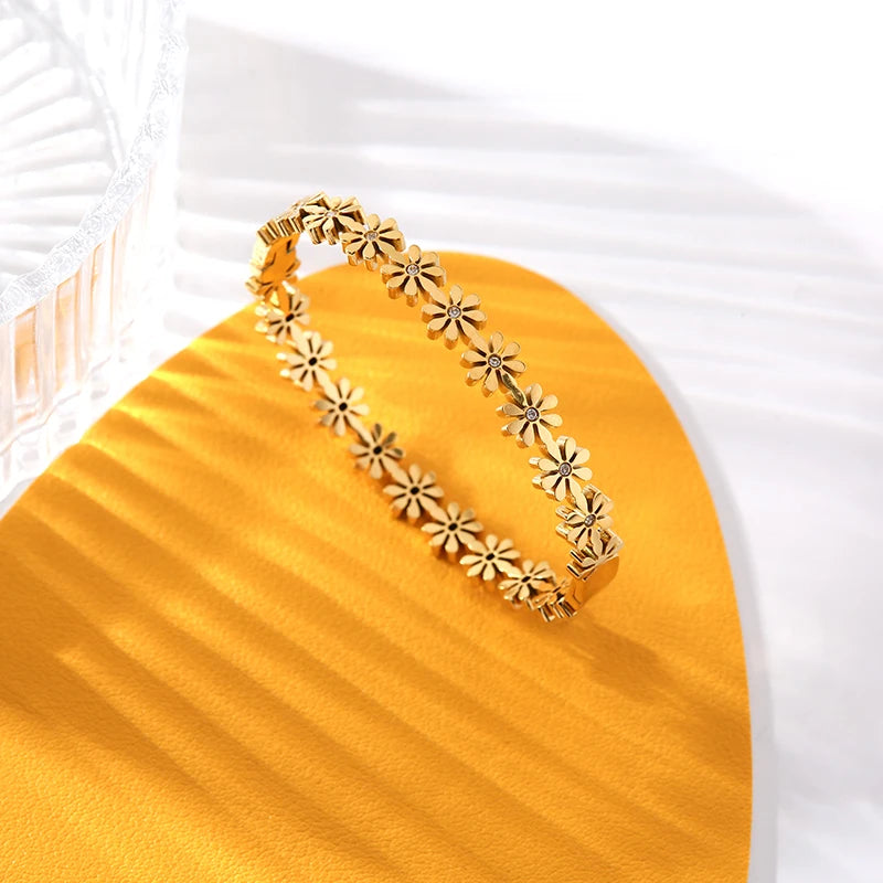 Gold Plated Stainless Steel Daisy Jewelry