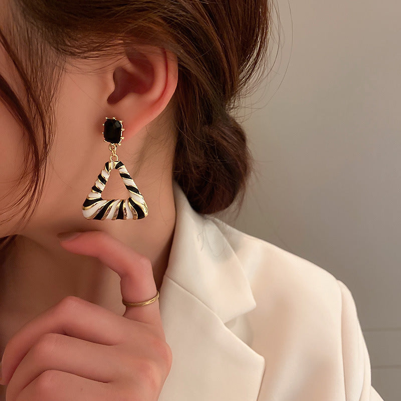 B&W Retro Striped Earrings