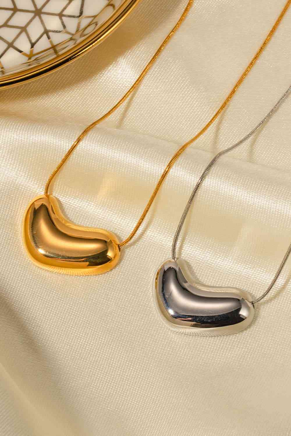 Liquid Heart Shape Pendant Necklace