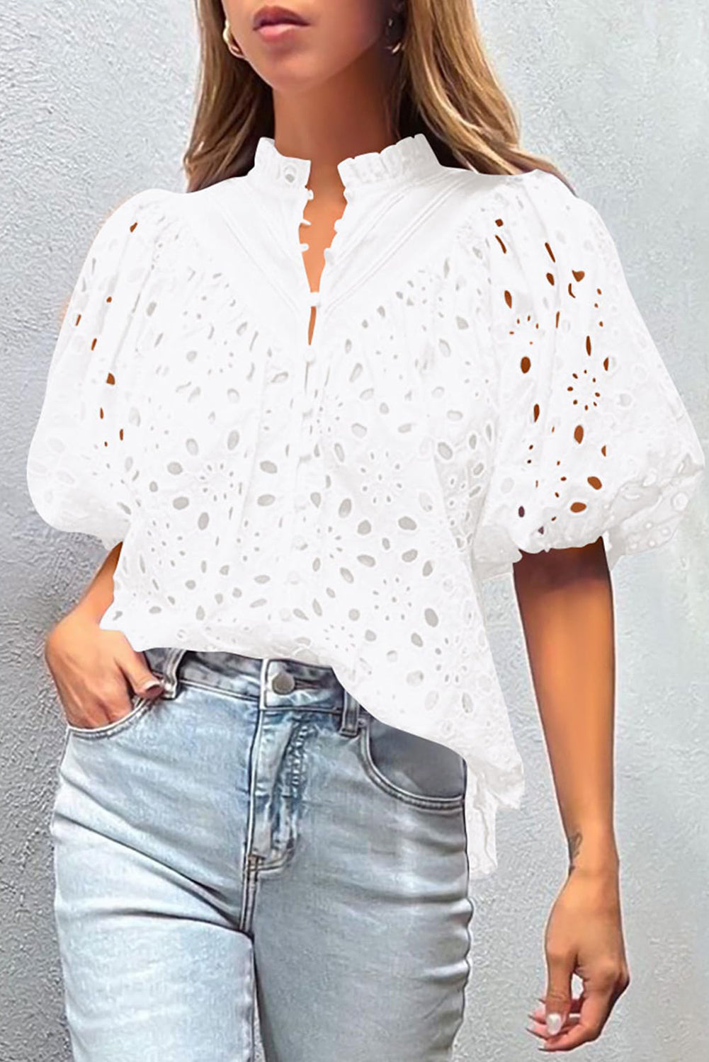 Retro White Flower Embroidered Hollow-out Puff Sleeve Blouse