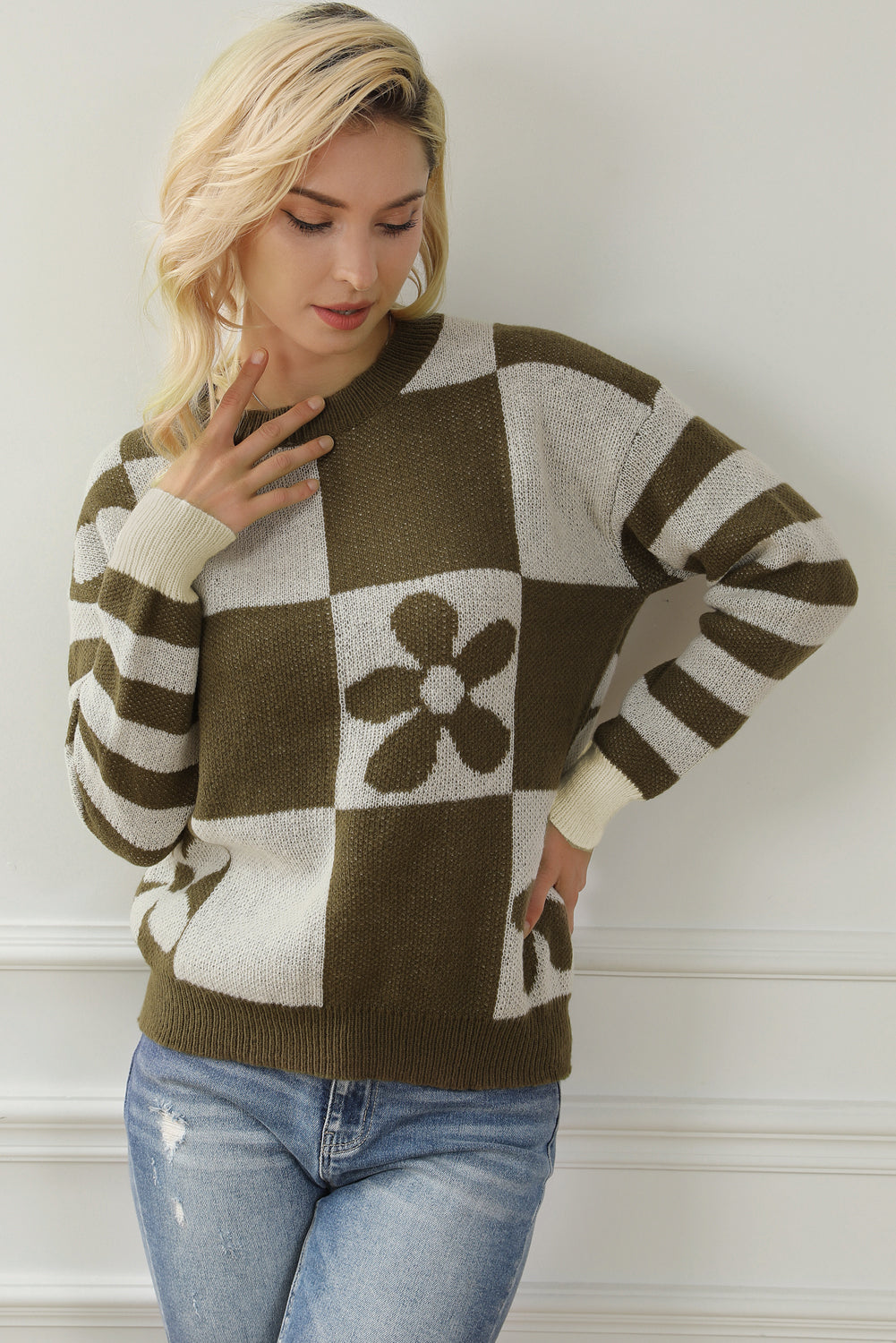 Checkered Floral Print Striped Sleeve Sweater