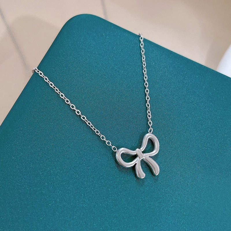 Sweet Bowknot Minimalist Style Necklace For Women