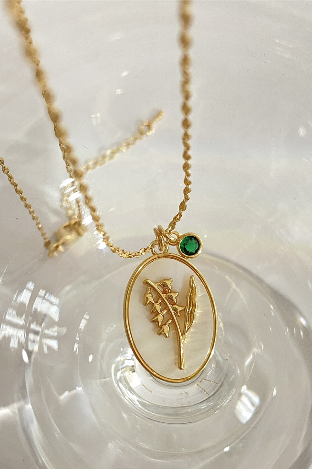 Birth Flower Shell Necklace