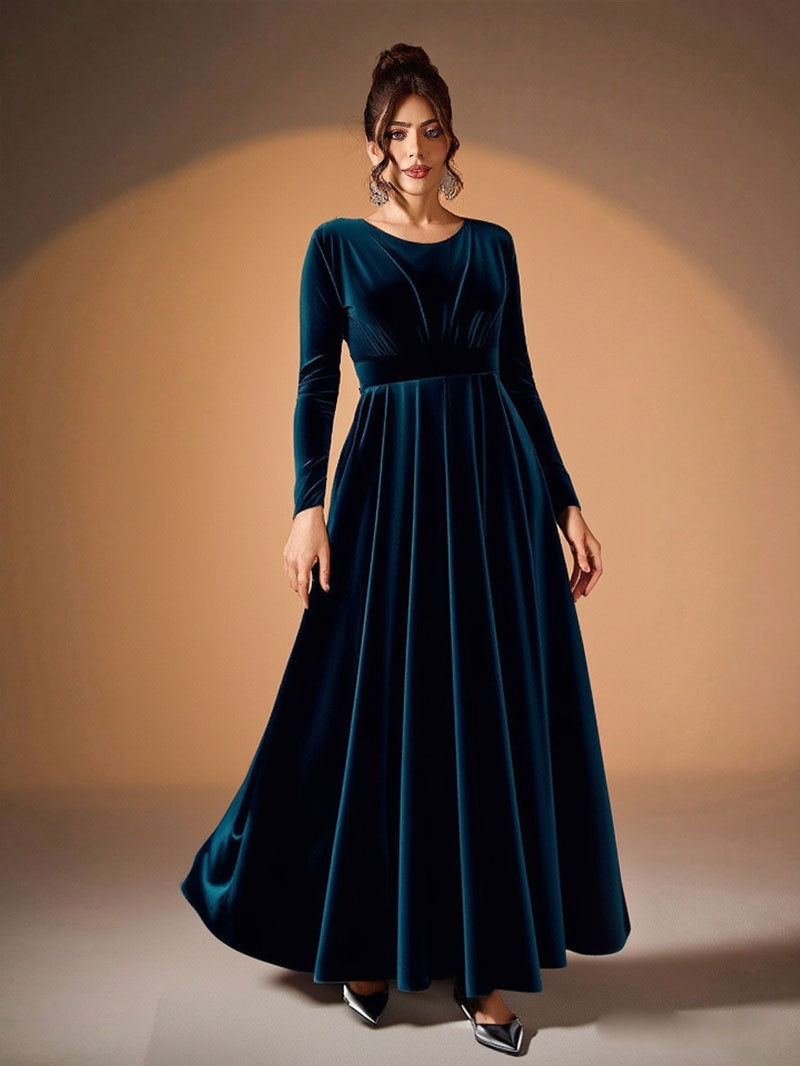 Elegant Velvet Long Sleeve Evening Gown
