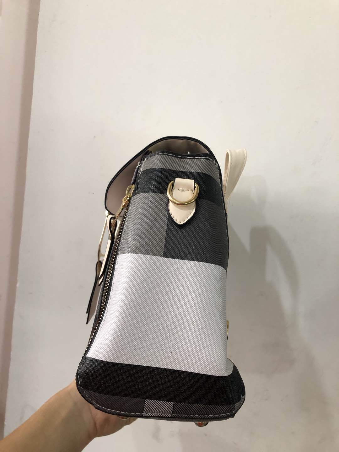 Women Colorblock Grid Backpack