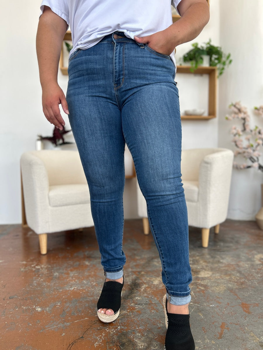 Plus Size Cuffed Hem Skinny Jeans
