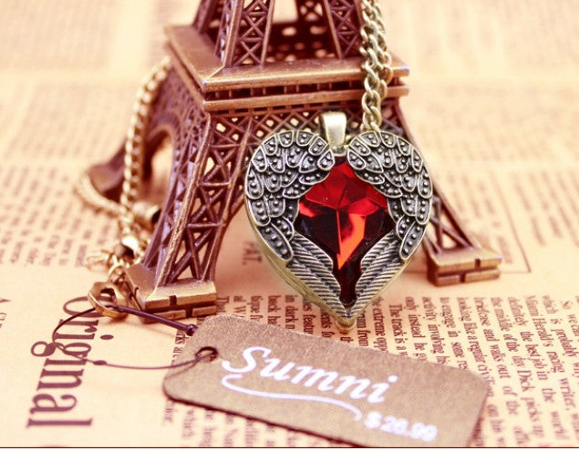 Vintage Red Crystal Heart Angel Wings Pedant