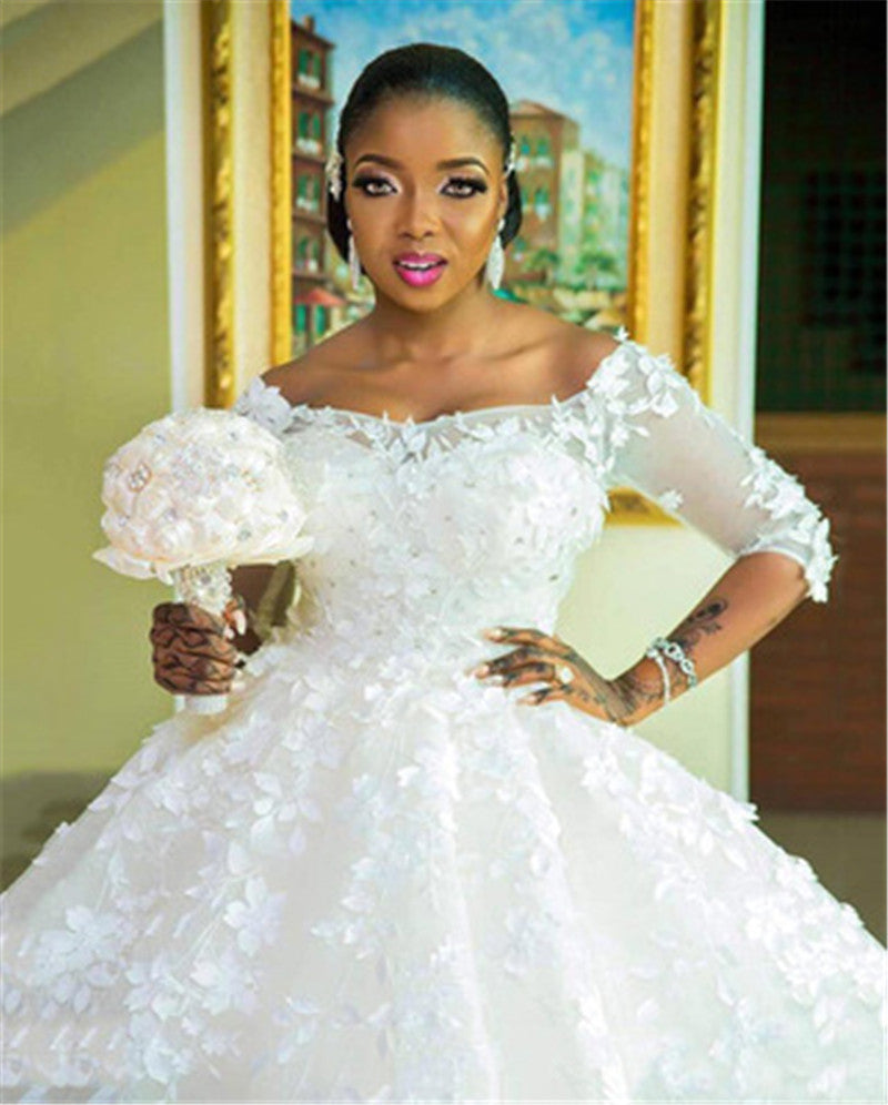Princess Plus Size Off-Shoulder Wedding Dress with Train