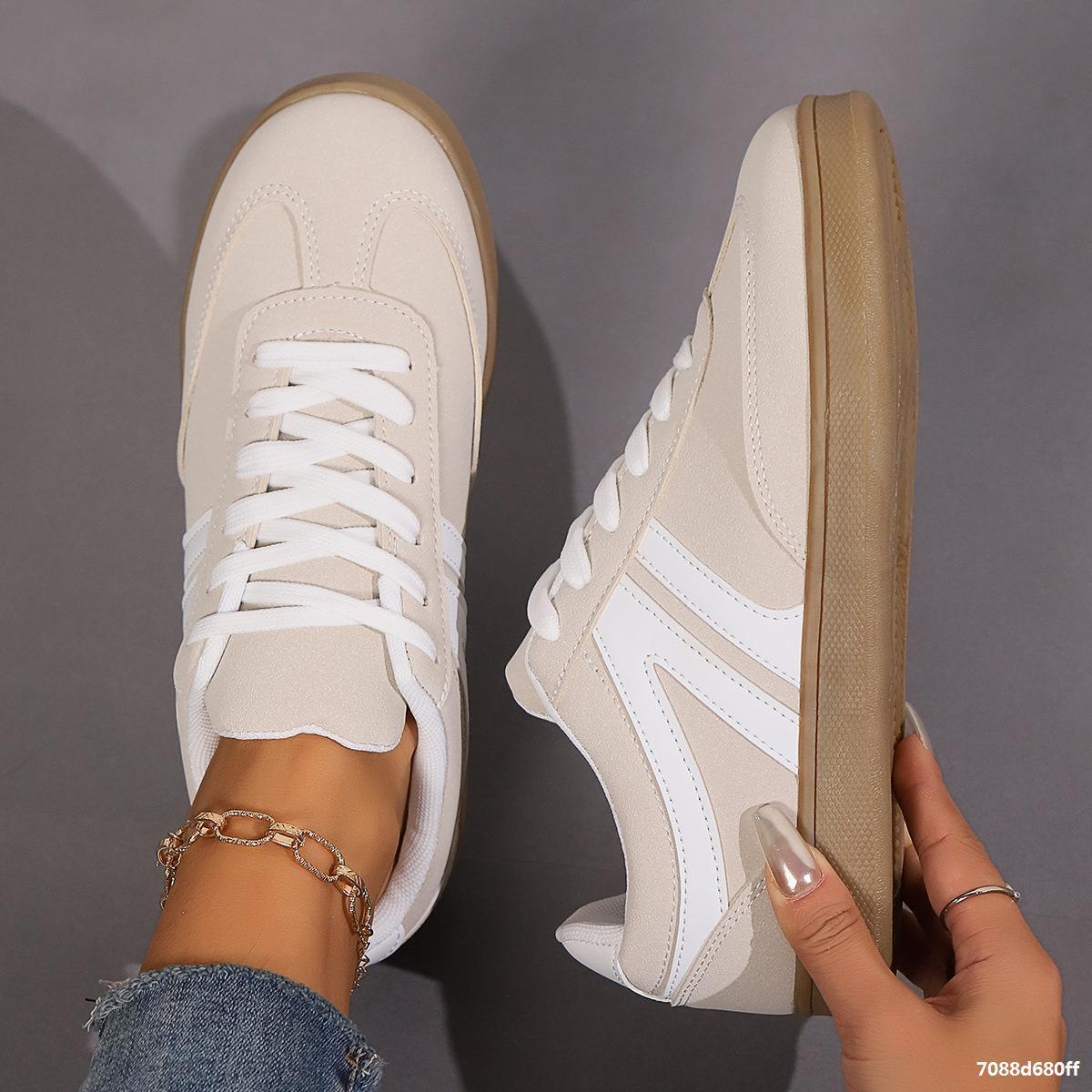 Trendy Lace-up Sports Shoes