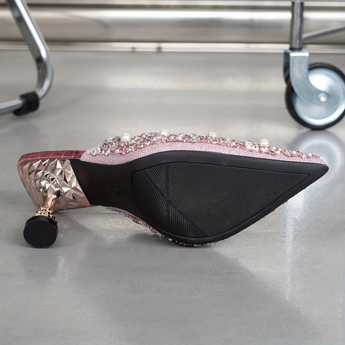 Sparkling Rhinestone Pointed Toe Kitten Heel Dress Shoes