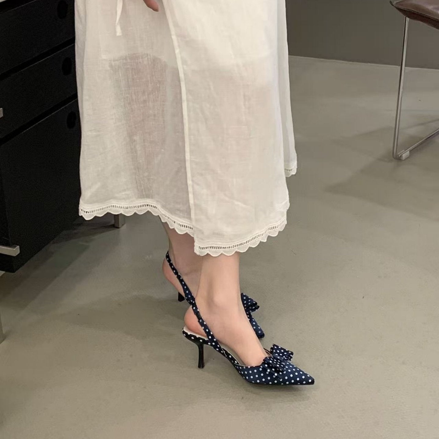 French Style Elegant Pointed Toe Slingback Pumps Navy Blue Polka Dot CJ Dropshipping Sling Back Pumps