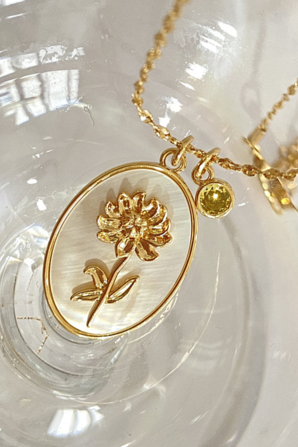 Birth Flower Shell Necklace
