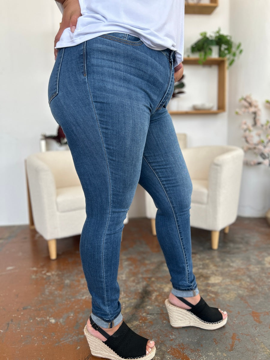 Plus Size Cuffed Hem Skinny Jeans