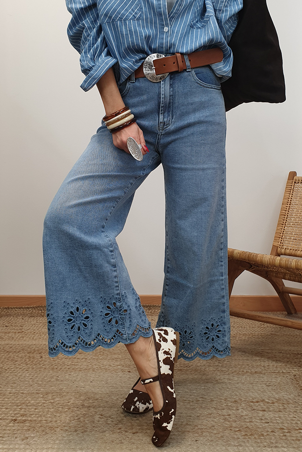 Light Blue Embroidered Wide Leg High Waist Scalloped Hem Jeans