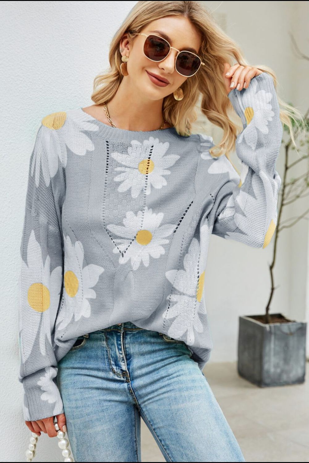 Daisy Pullover Sweater
