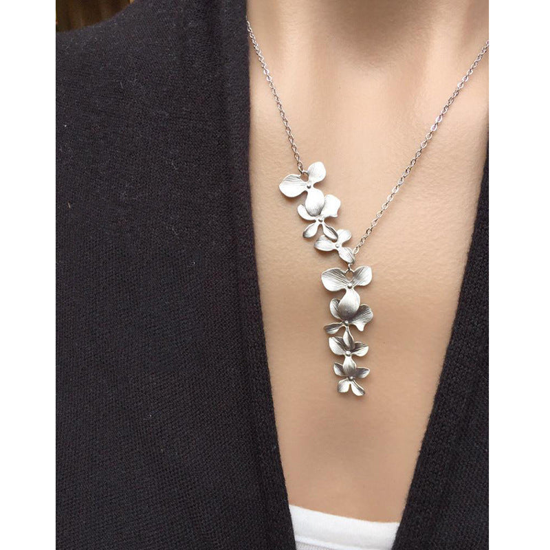 Silver Petals Necklace And Earrings Set