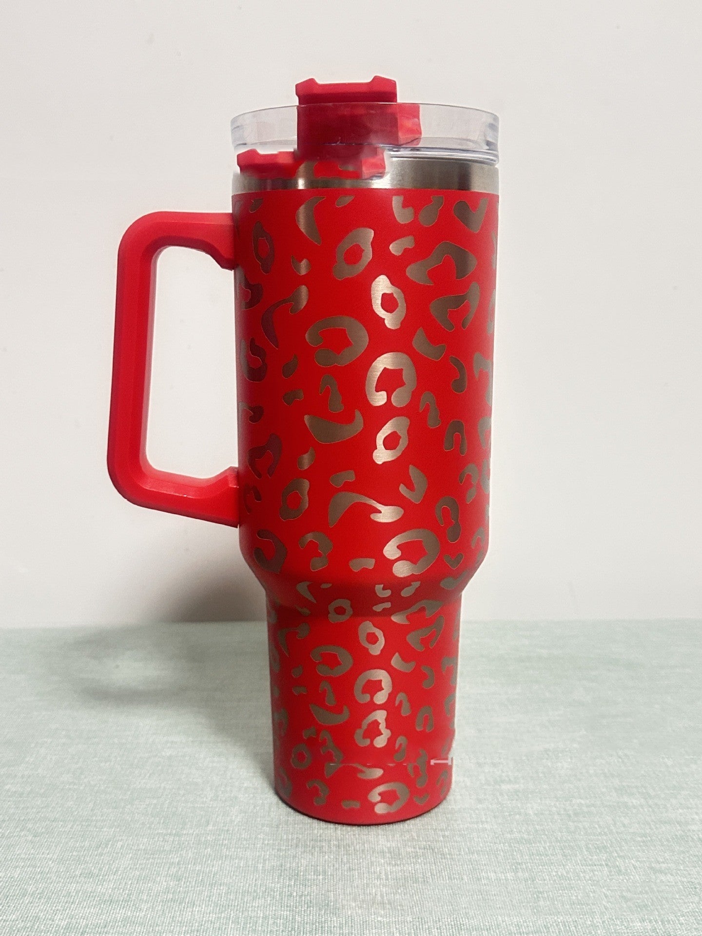 40oz Stainless Steel Handle Insulated Leopard Cup