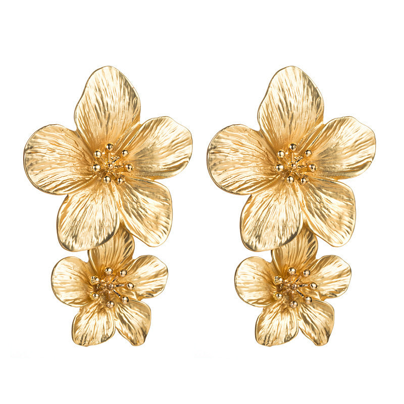 Flower earrings, golden petals, earrings