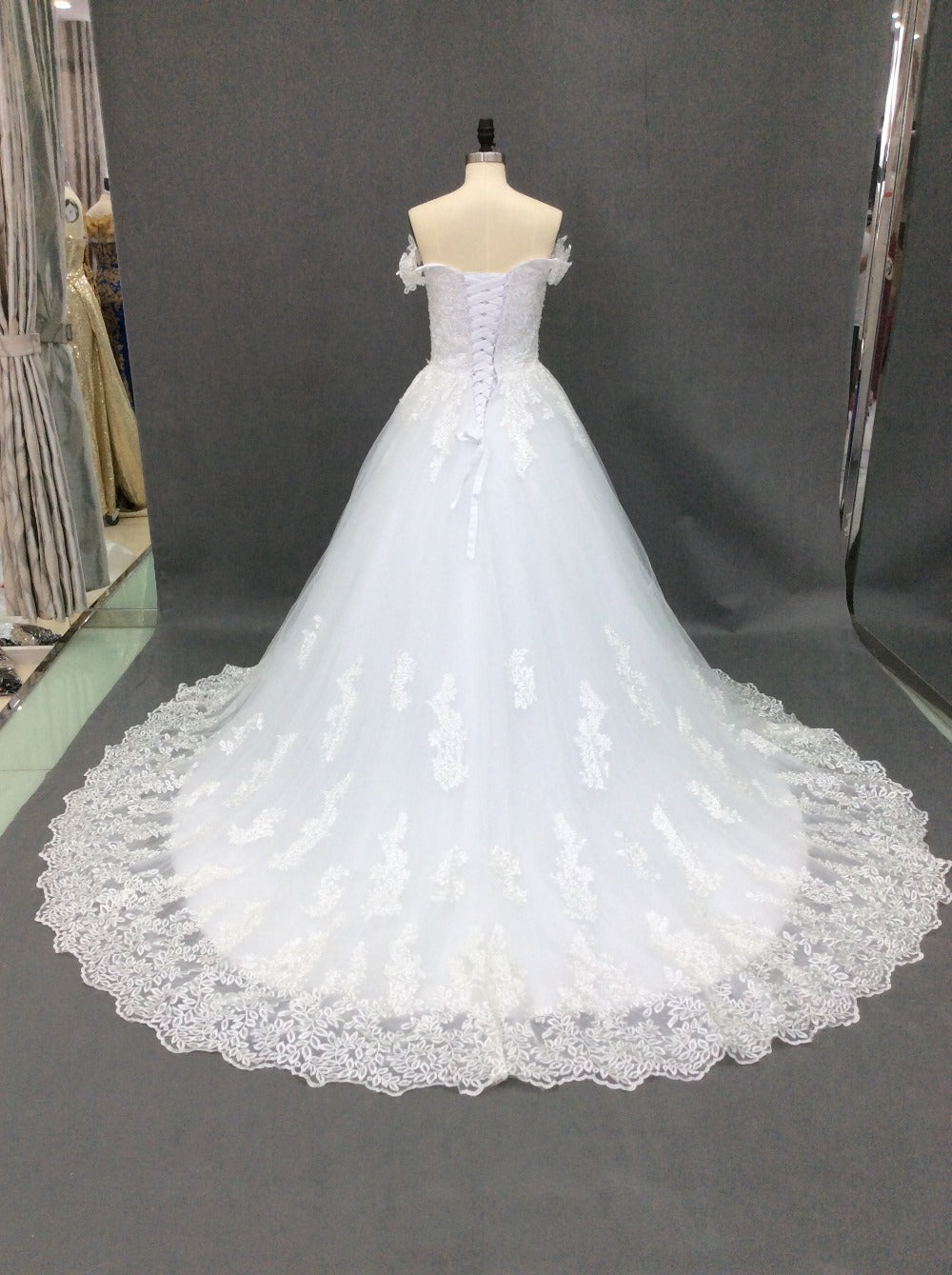Cream Lace Wedding Dress