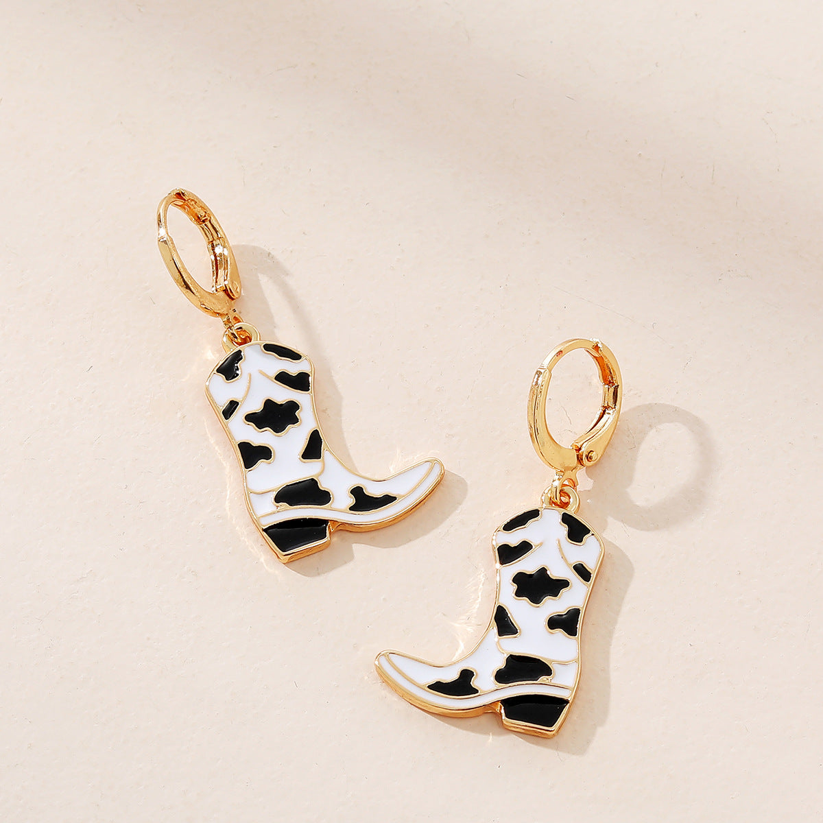 B&W Western Cowboy Boots Earrings CJ Dropshipping B&W Cowboy Boot Earrings