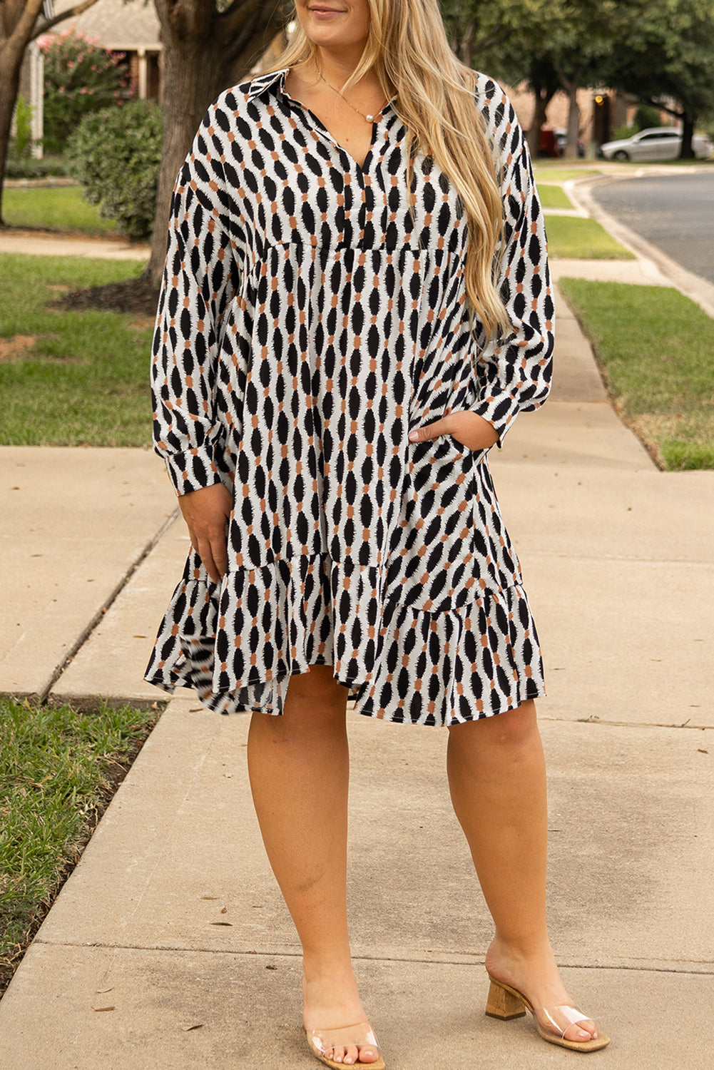 B&W Geo Print Collared V Neck Long Sleeve Plus Size Dress
