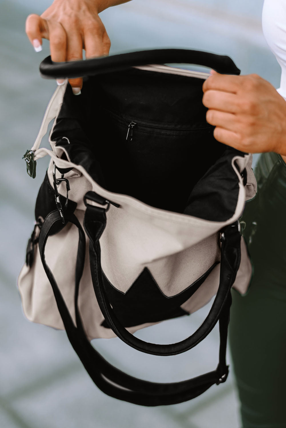 Beige Casual Five-pointed Star Tote Bag