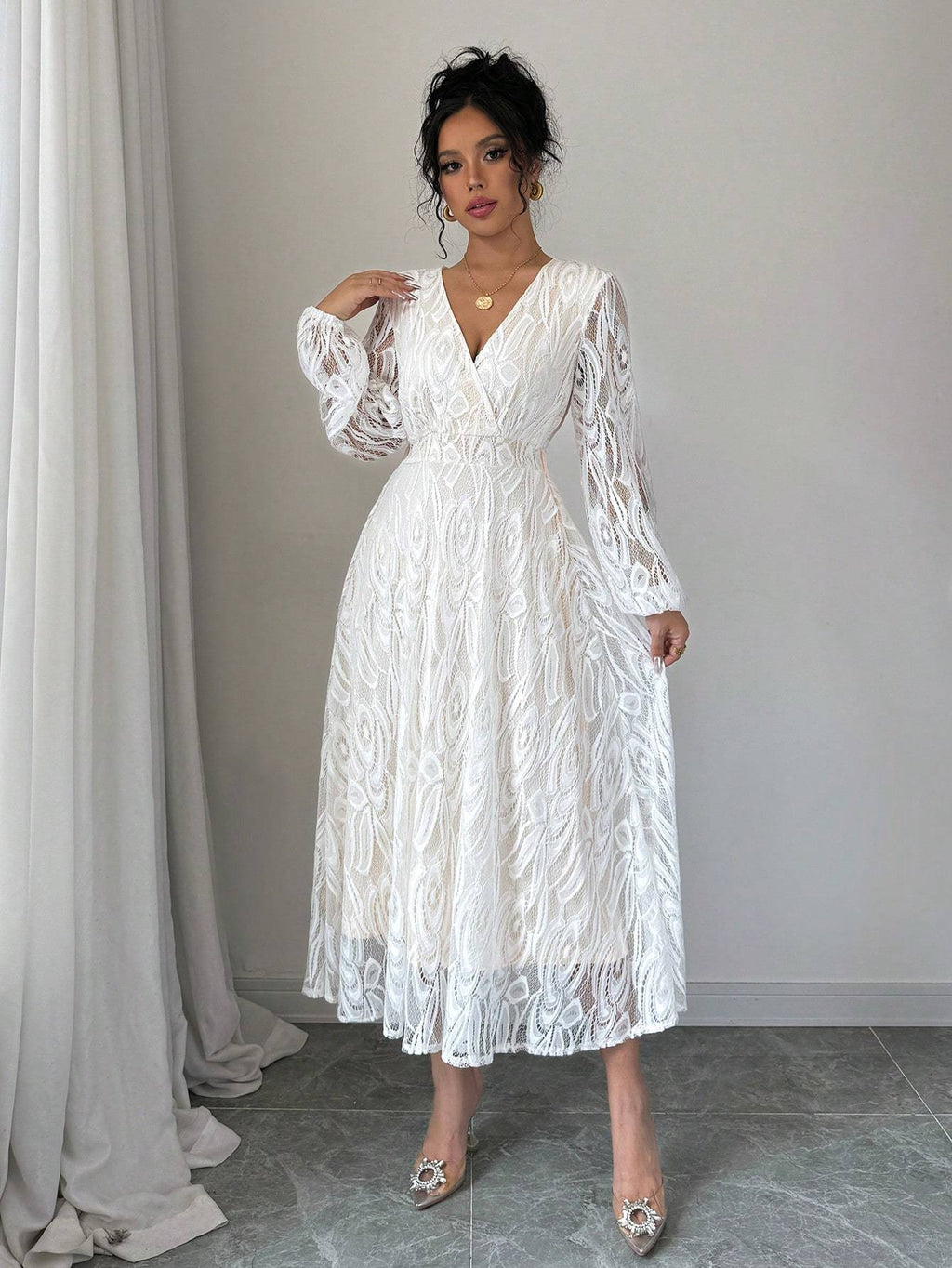 Elegant Long Sleeve V-Neck Lace Peplum Dress