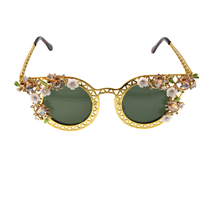 Unique Round Gold Metal Flower Sunglasses