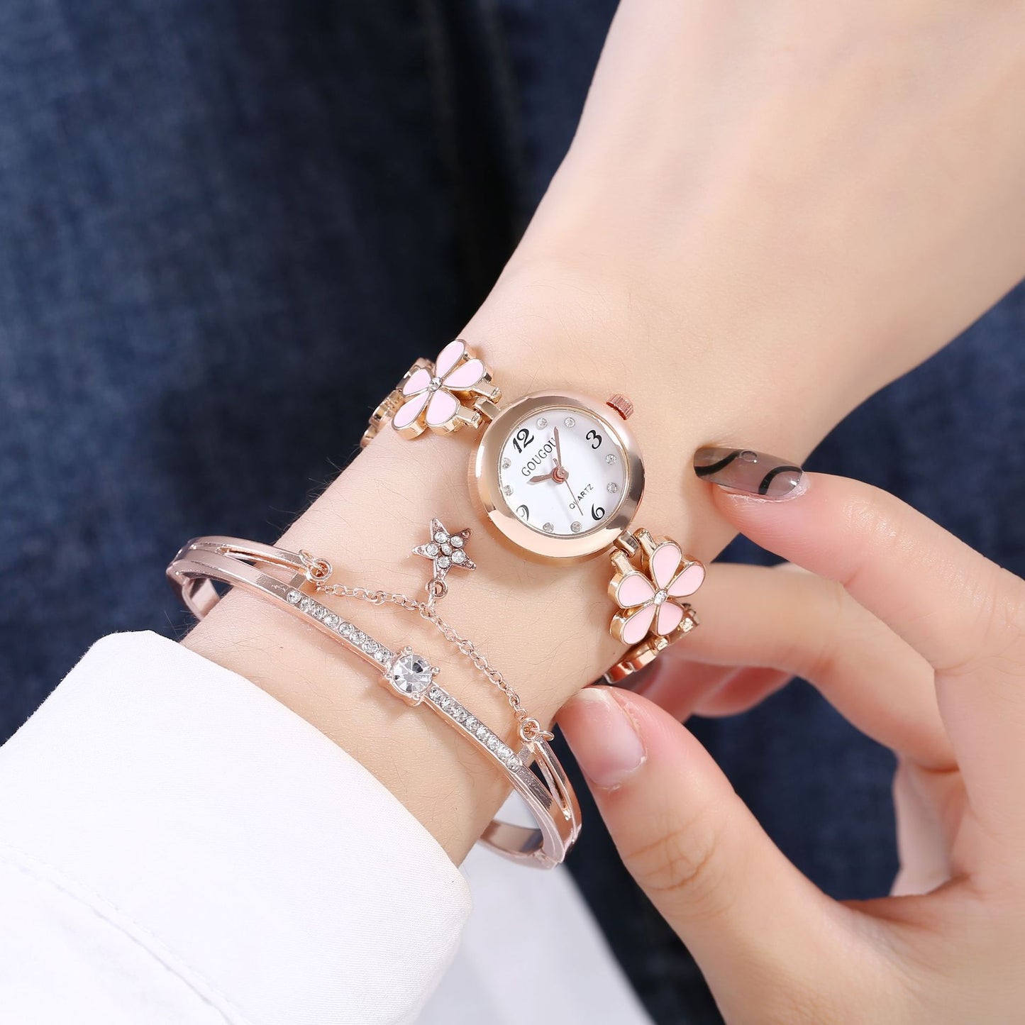 Ladies Flower Quartz Watch Bracelet Set