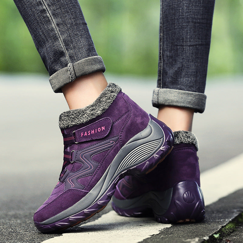 Ladies Leather Hiking Shoes
