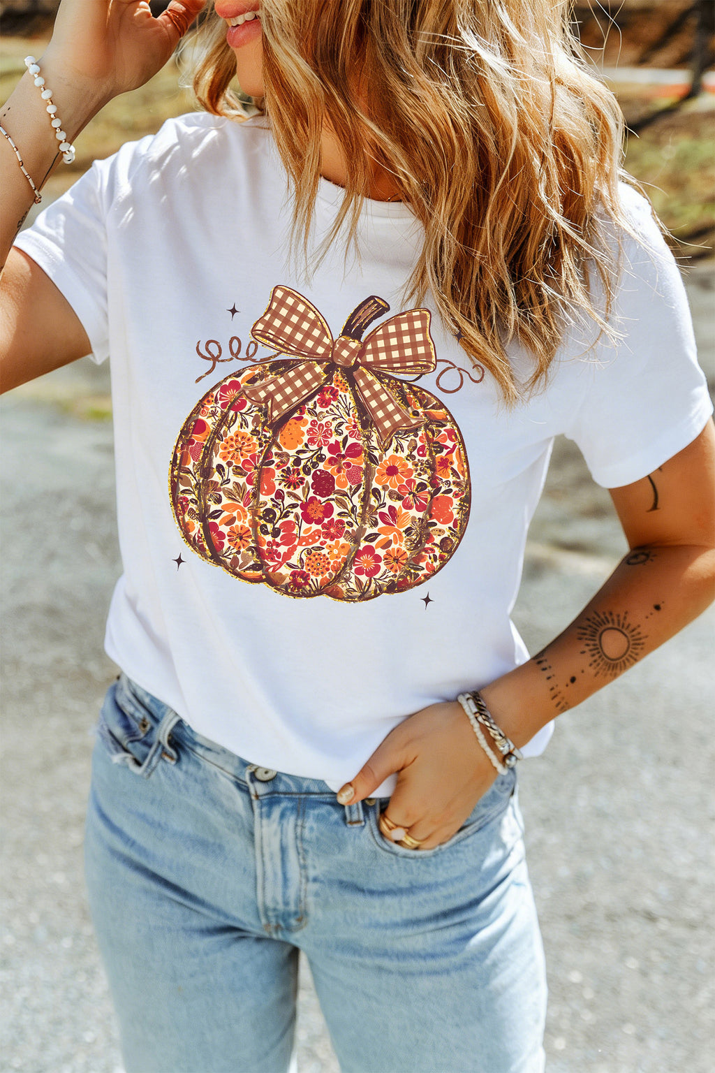 White Floral Pumpkin Gingham Bow Graphic T-Shirt