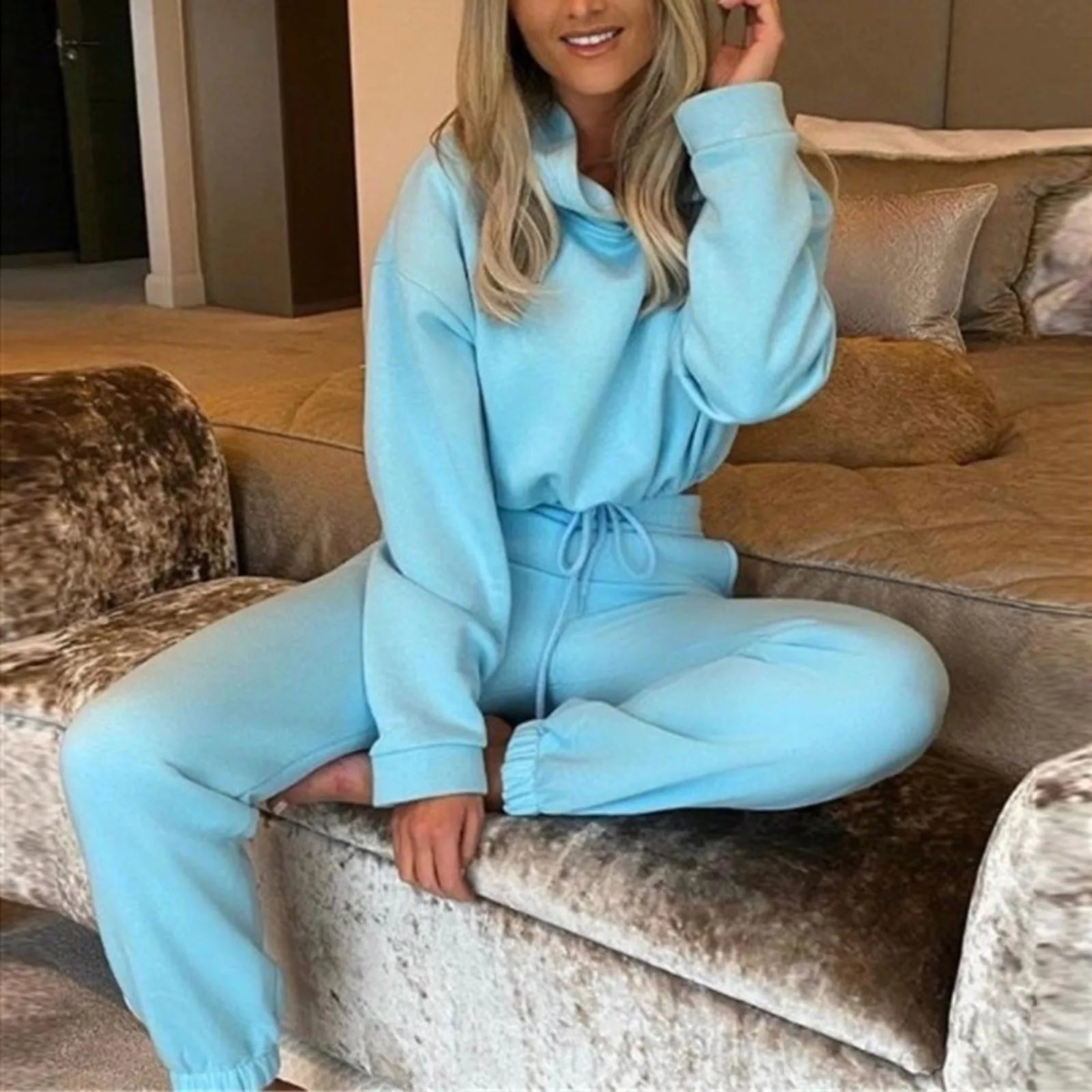 Two Piece Cropped Pullover Hoodie Sweatsuit