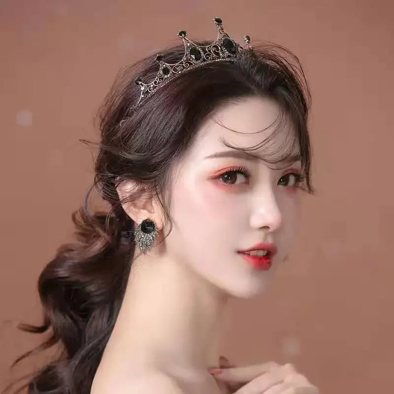 Baroque Retro Black Crystal Tiara
