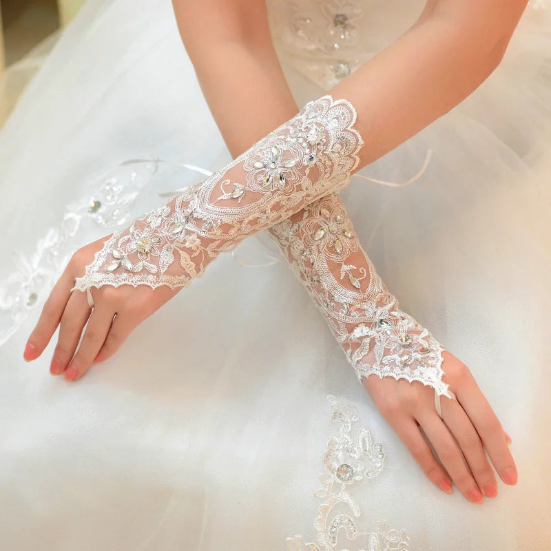 White/Red/Beige Fingerless Lace Bridal Gloves