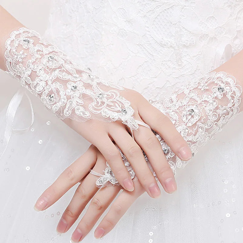 White/Red/Beige Fingerless Lace Bridal Gloves