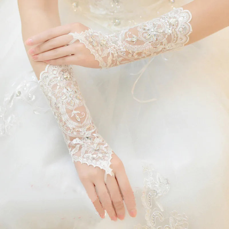 White/Red/Beige Fingerless Lace Bridal Gloves