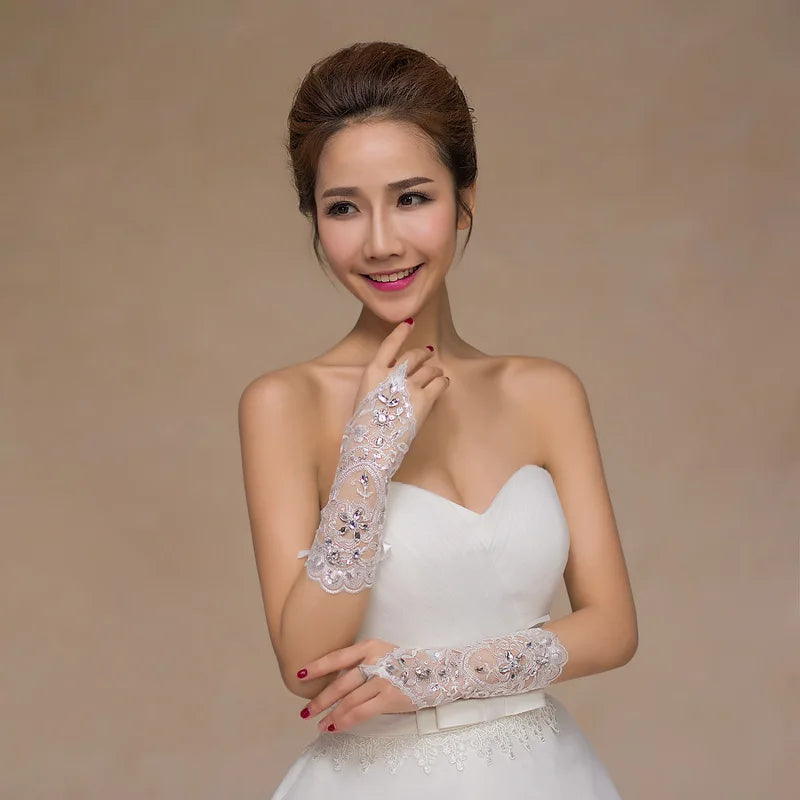 White/Red/Beige Fingerless Lace Bridal Gloves