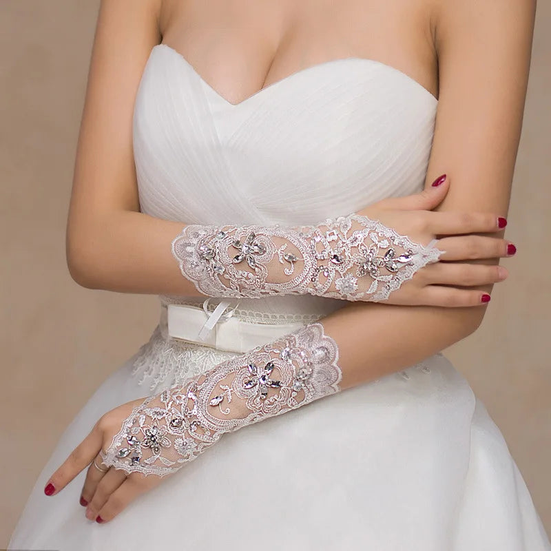 White/Red/Beige Fingerless Lace Bridal Gloves