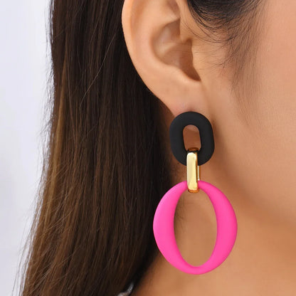 Pink and Black Link Earrings Color Bazaare Mart Pink & Black Retro Dangle Hoops