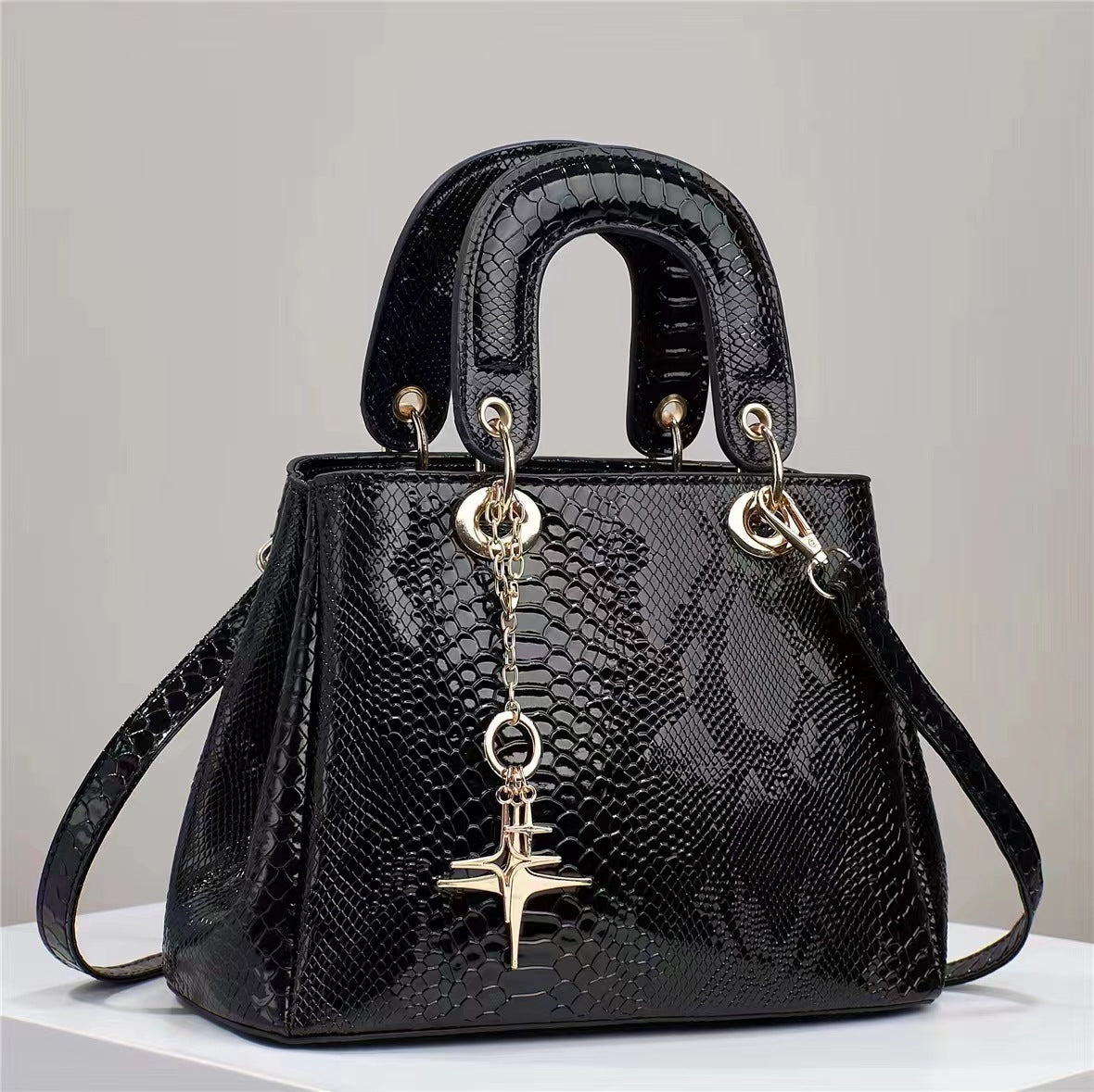Women's PU Crocodile Purse
