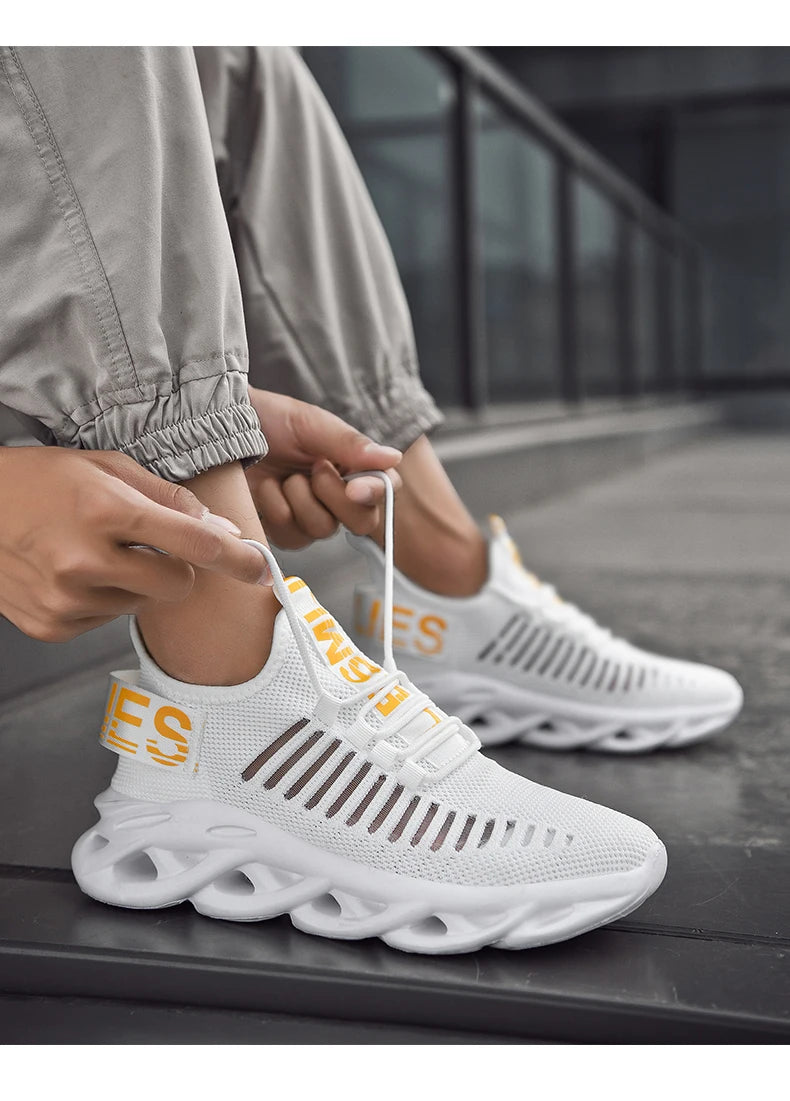 Men's Springy Sneakers