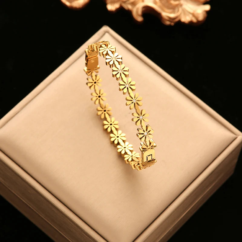 Gold Plated Stainless Steel Daisy Jewelry