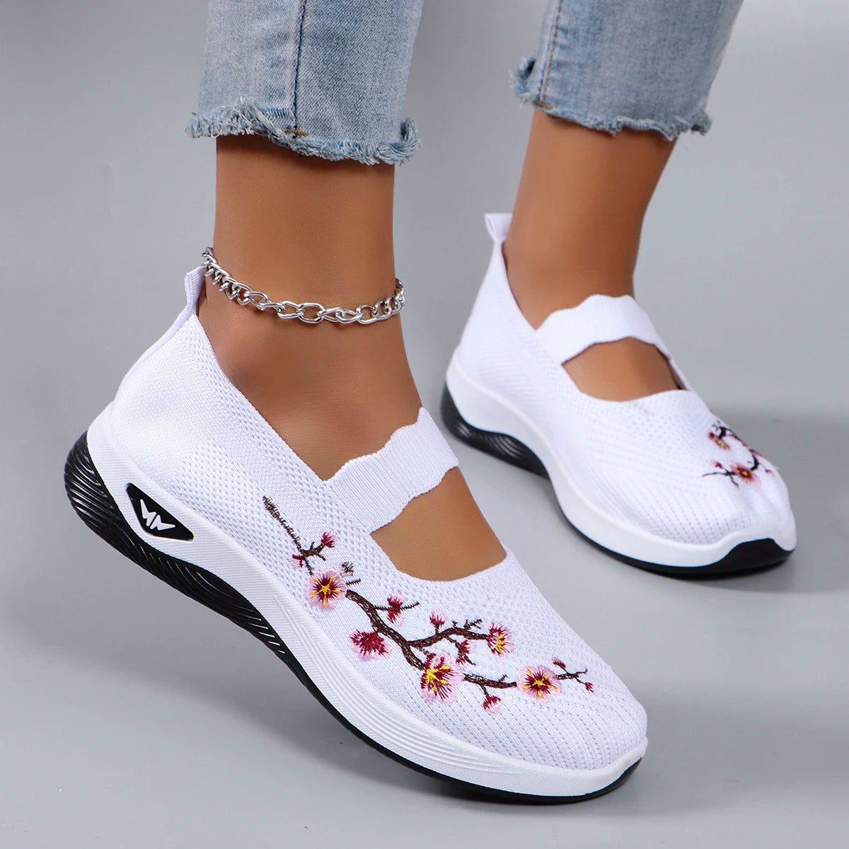 Floral Breathable Mesh Flat Shoes