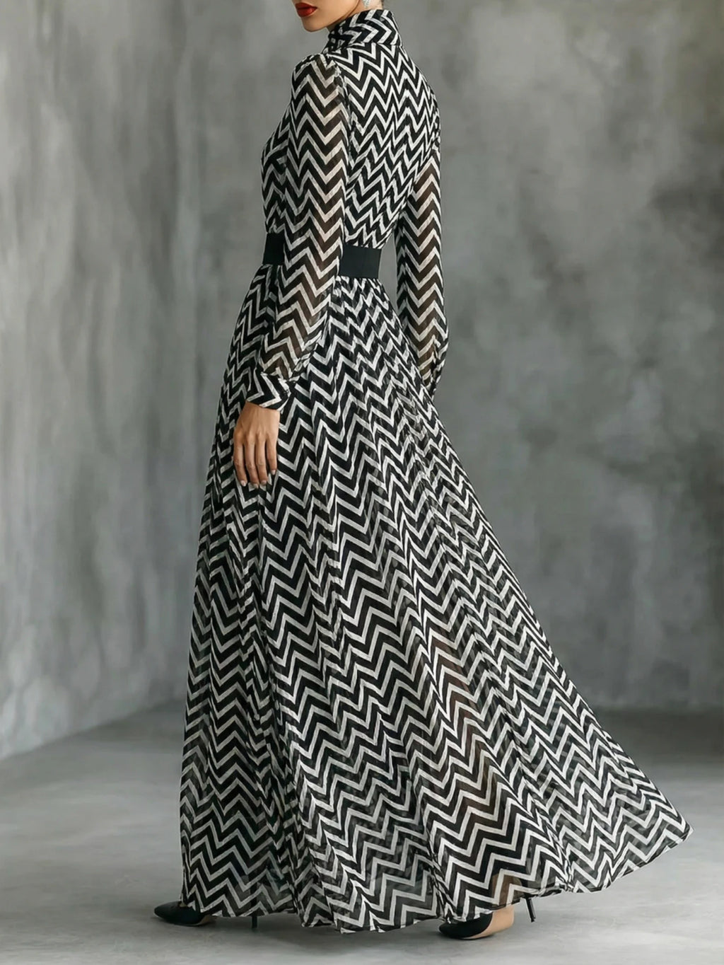 B&W Chevron Print Long Sleeve Maxi Dress